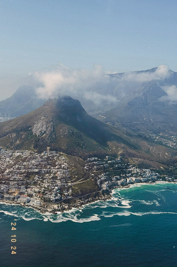 The Real Cape Town: Winelands, Penguins & the Big Five Cape Town - photo 1